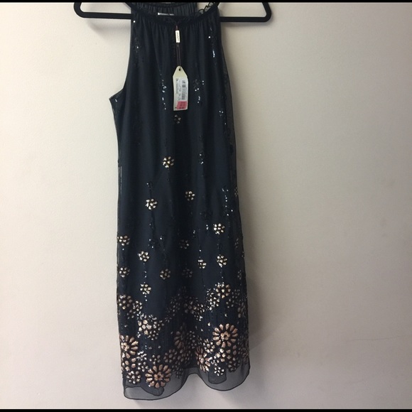 Black embellished cocktail dress Size XS NWT - Picture 1 of 3