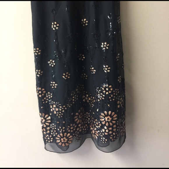 Black embellished cocktail dress Size XS NWT - Picture 2 of 3