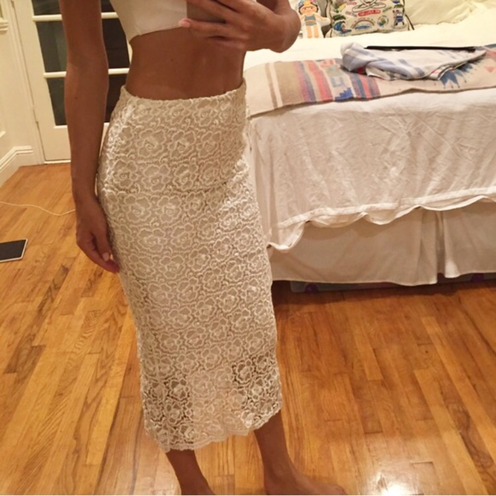 Stone cold fox "canal" lace pencil skirt