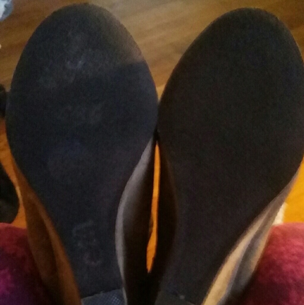 Wedge Boots - Picture 2 of 2