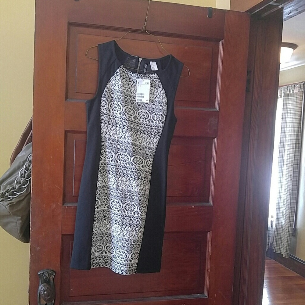 Hm size 6 dress, brand new