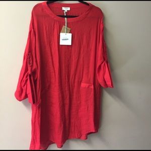 Umgee - Red 3/4 sleeve Tunic NWT size Large