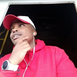 Meet your Posher, Derodrick