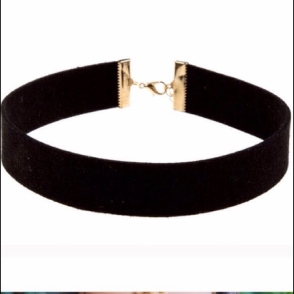 Black Velvet Sasi' Chocker * NWT * 😍 - Picture 2 of 3