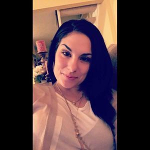 Meet your Posher, Alexandra