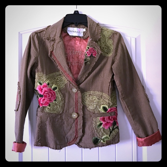 Paparazzi Small Jacket Embroidered Roses Lined - Picture 1 of 4