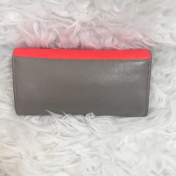 Marc by Marc Jacobs Werdie Color Block Wallet - Picture 2 of 6