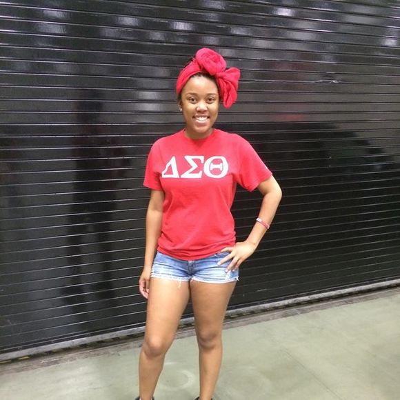 Meet your Posher, Stacia - Picture 1 of 1