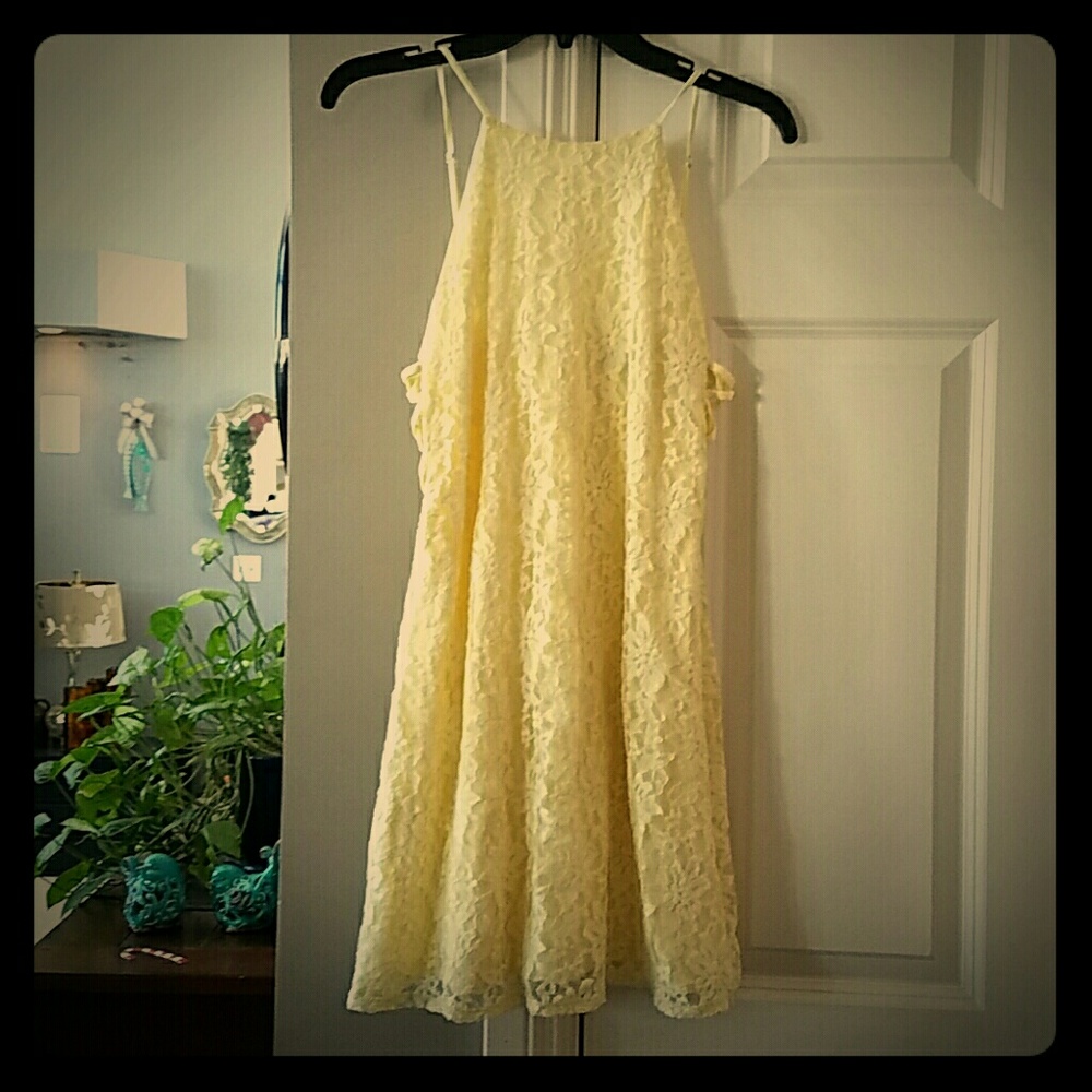 Forever 21 Rich Deep Creamy lined lace open back