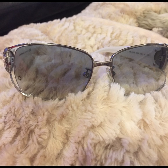 Glamorous sunglasses by Montblanc display picture 3
