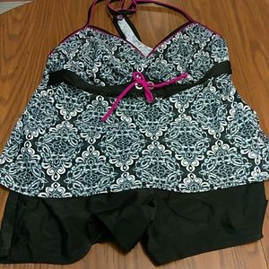 Beach Native swimsuit black and white