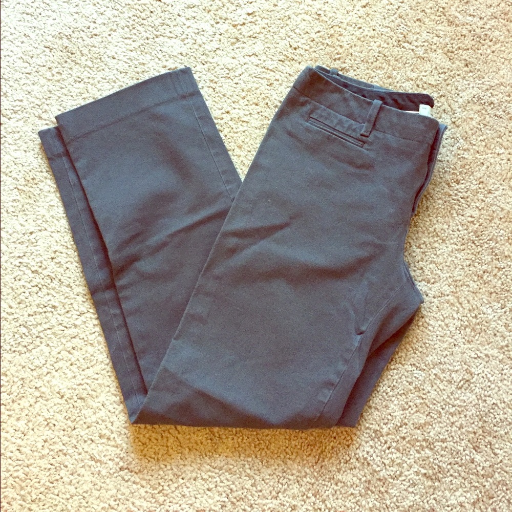 MOVING SALE 🌟 GAP gray pants