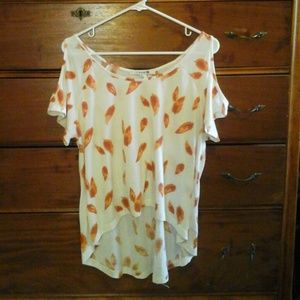 Forever 21 Leaf Print Cold Shoulder Top