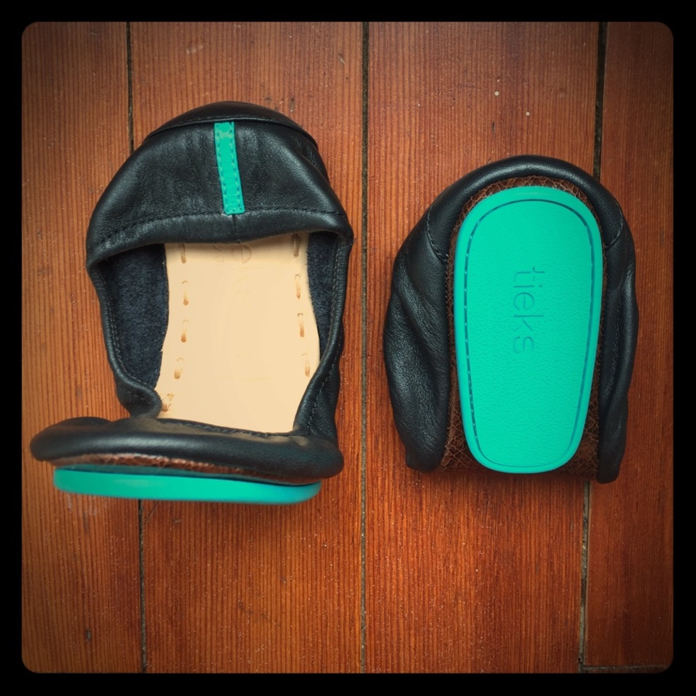 Matte Black Classic Tieks