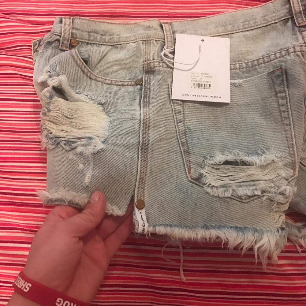 🎈SOLD🎈Additional pictures of One Teaspoon shorts