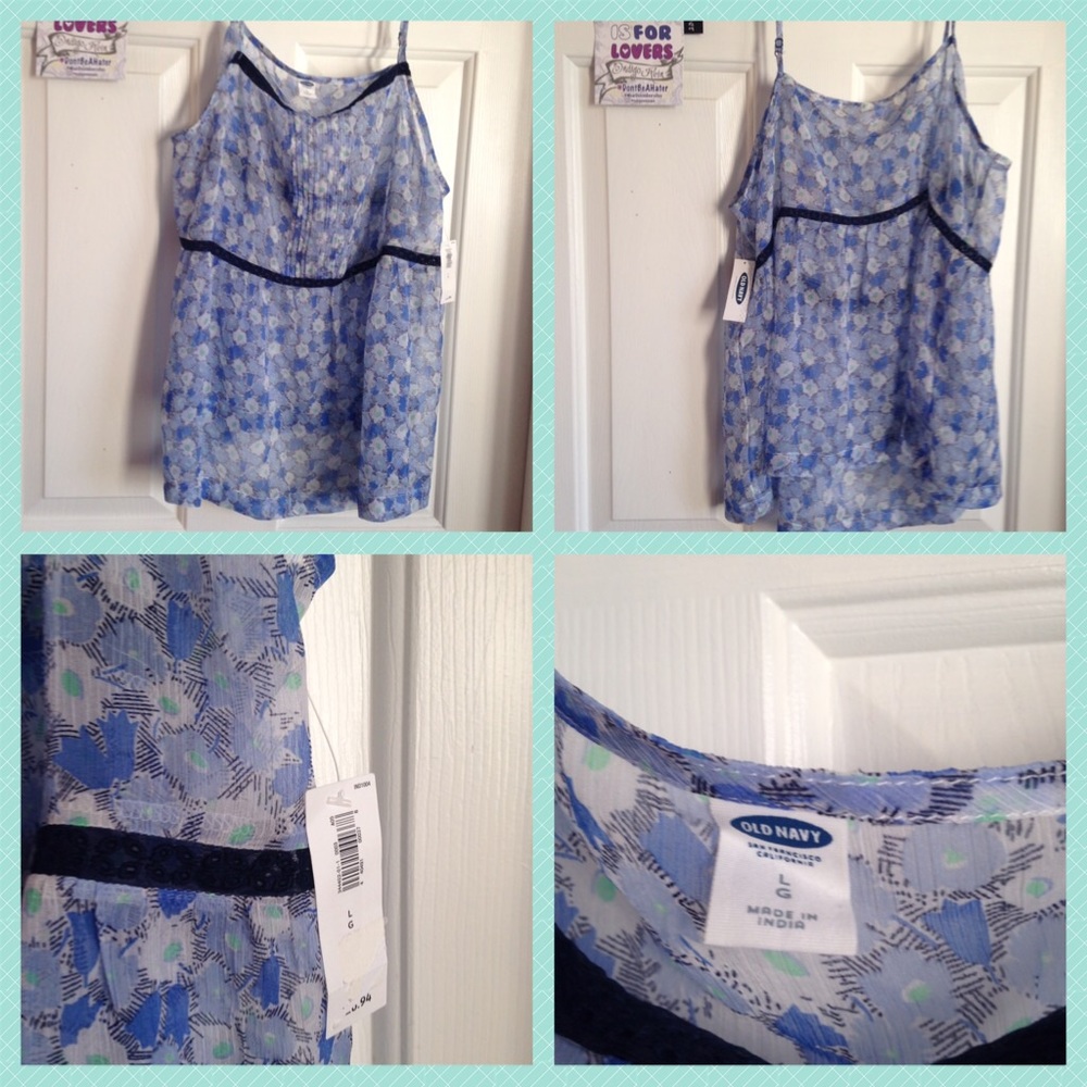 NWT blue patterned old navy blouse size large