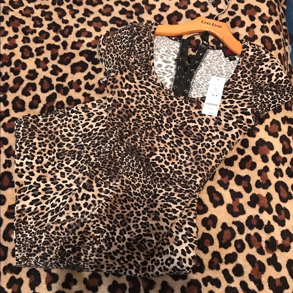 Leopard pint 2B Bebe dress