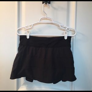 Lululemon skirt with shorts