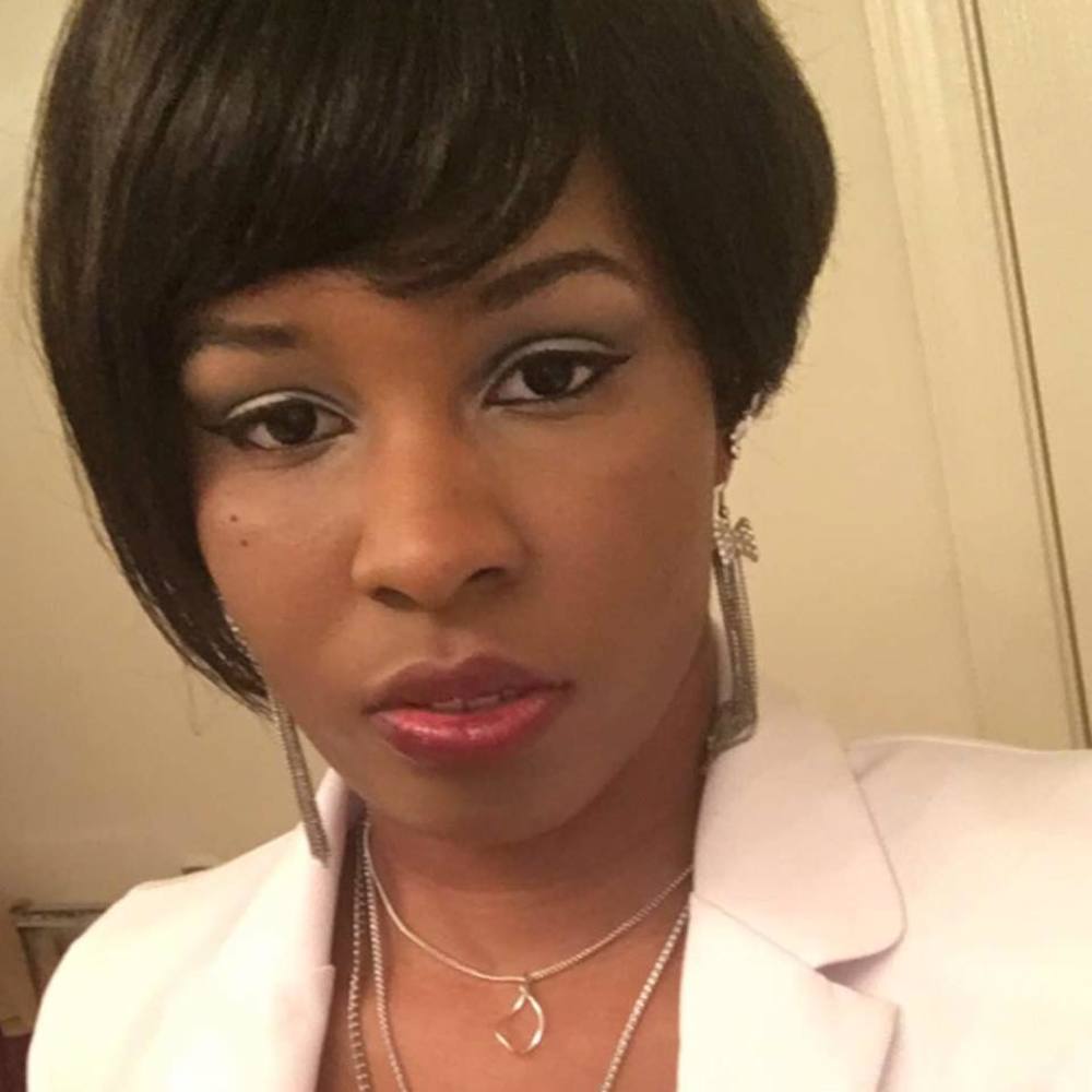 Meet your Posher, Tyela