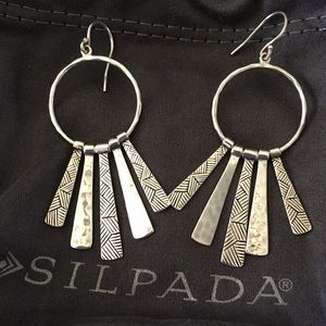 Nod to Mod Earrings