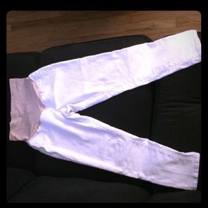 Liz Lange maternity cropped jeans