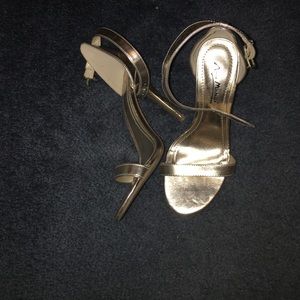 Anne Michelle heels