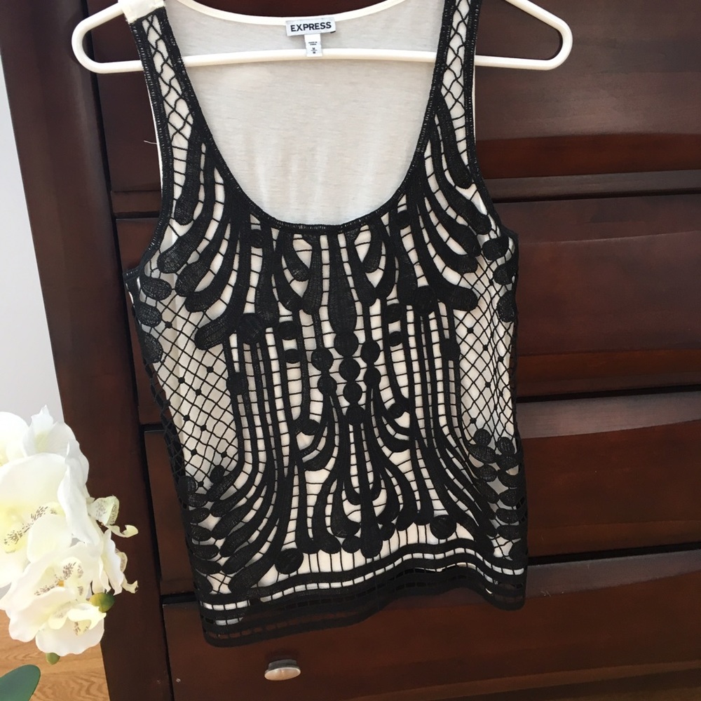 Express lace front tank