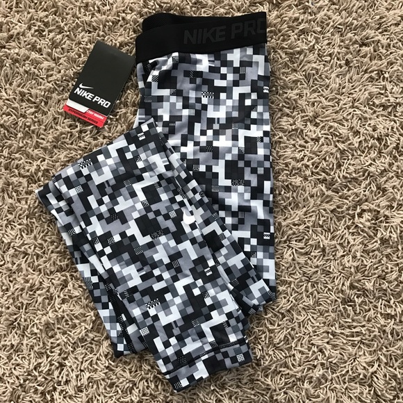 New Nike Pro Hyperwarm Glitch Print Leggings - Picture 4 of 6