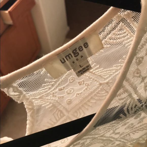 Cream lace dress - Picture 3 of 3