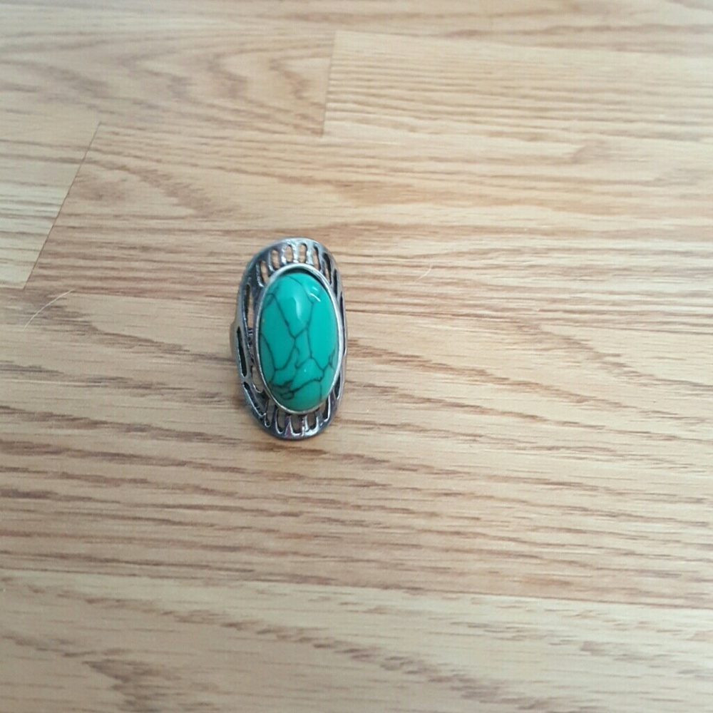 Turquoise rock ring