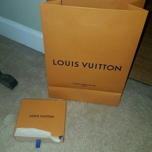 Louis vuitton wallet box and medium bag