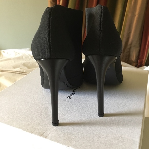 BALENCIAGA HEELS - Picture 2 of 5