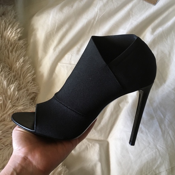 BALENCIAGA HEELS - Picture 4 of 5