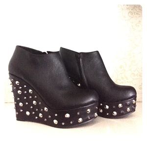 Deena and Ozzy spiked wedge booties