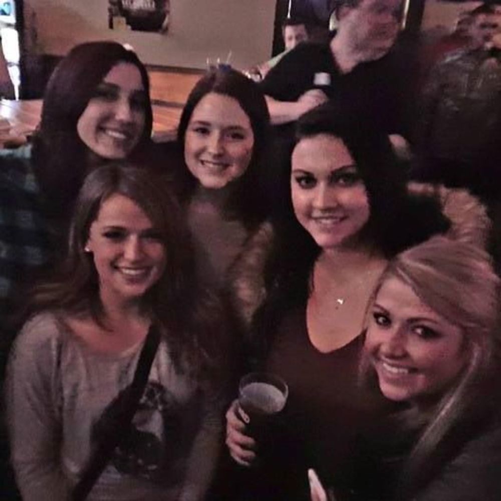 Meet your Posher, Lauren