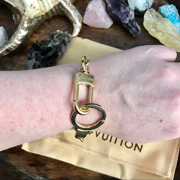 Louis Vuitton Chain - Picture 5 of 8