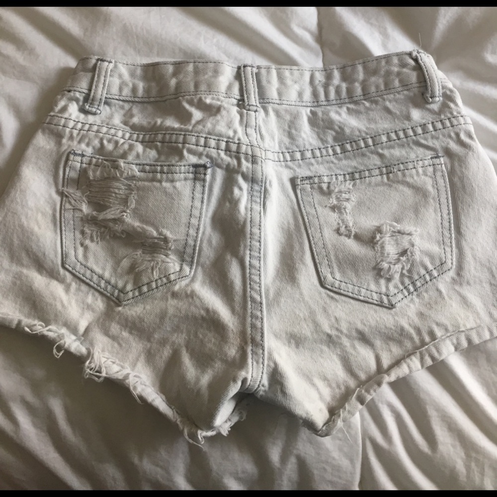 Free culture jean shorts
