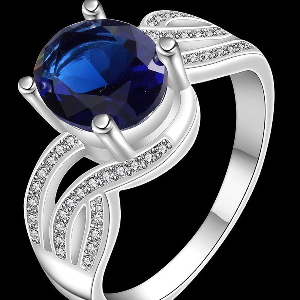 Sapphire prong Ring - Size 8