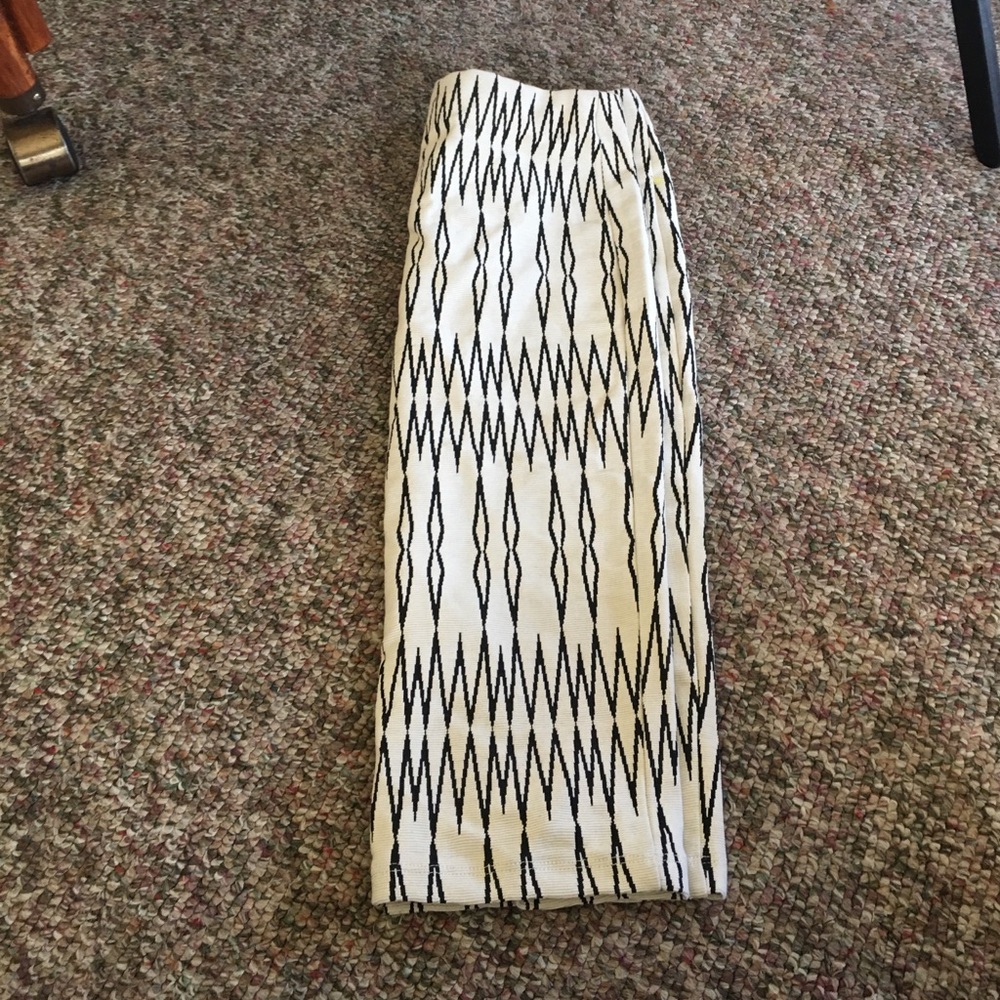 Zara abstract zebra print skirt