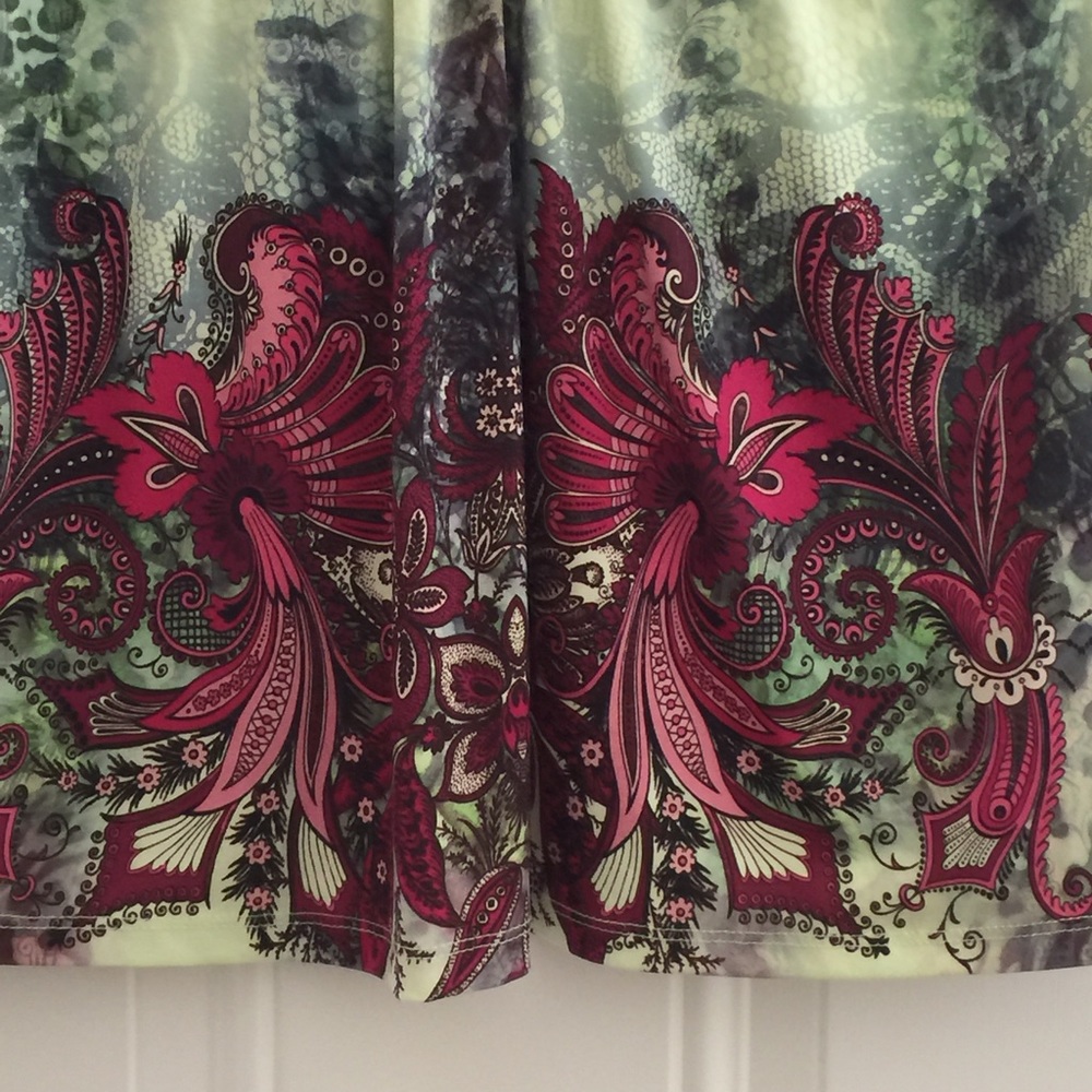 Madison Top Shades, Green and Burgundy