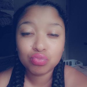 Meet your Posher, Whitley