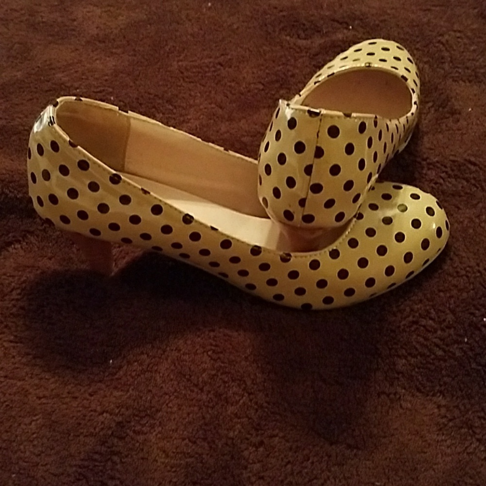 Polka Dot Pumps