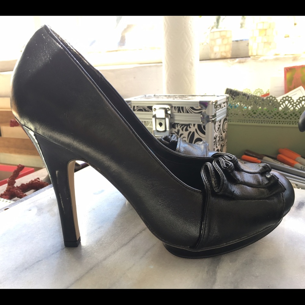 Savvyy by Madden Girl US 8.5 * FIRST listing ever!