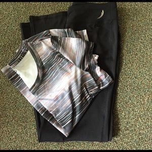 Easter sale! 💐Workout outfit set (for a cause!!)