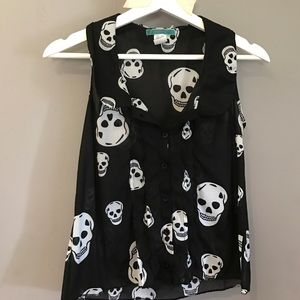 Skull printed shirt!