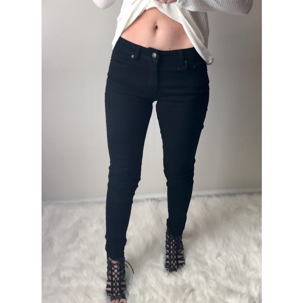 CARMEN Black Skinny Jeans