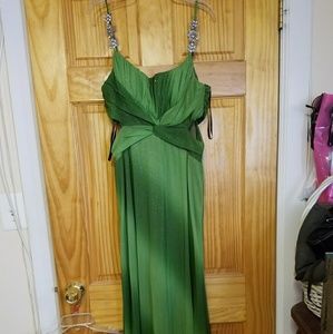 Green shimmery prom press