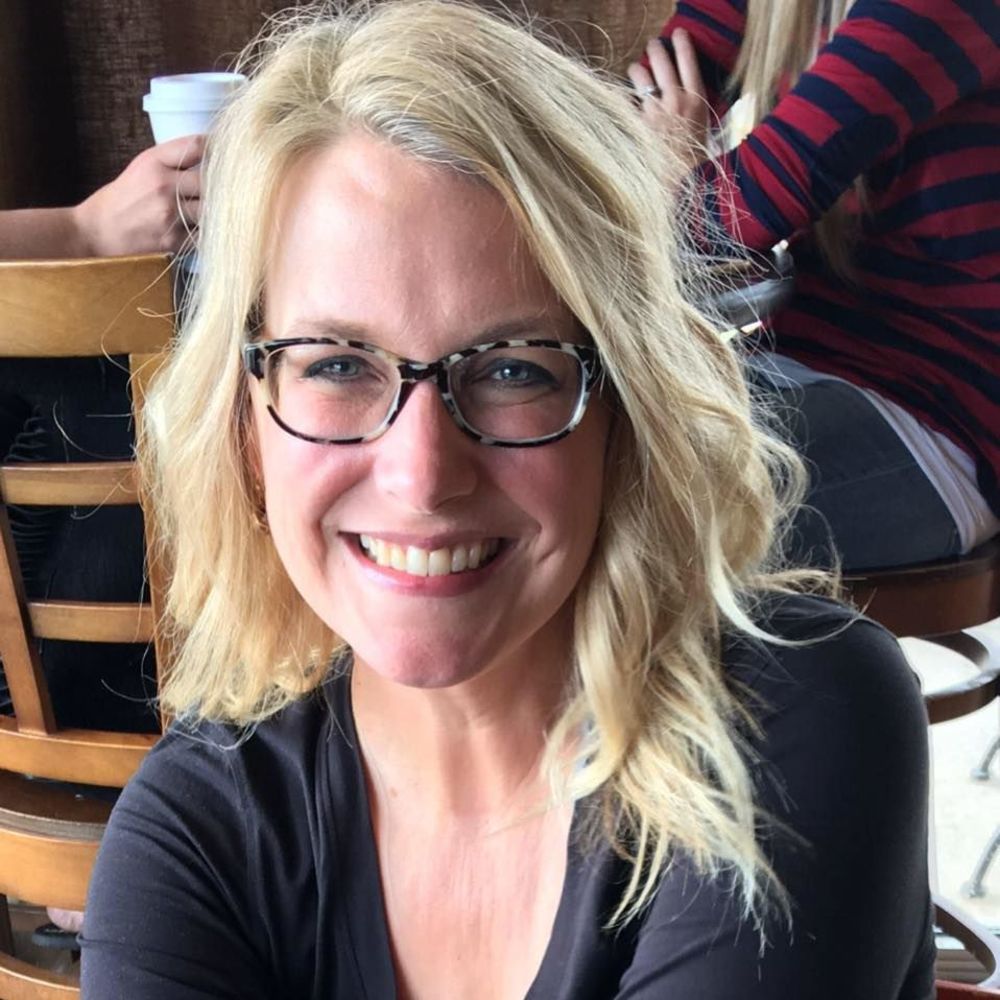 Meet your Posher, Monica