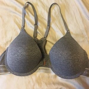 🌸LOWERED PRICE🌸 Tommy Hilfiger Bra BNWOT 💕