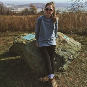 Meet your Posher, Madelyn